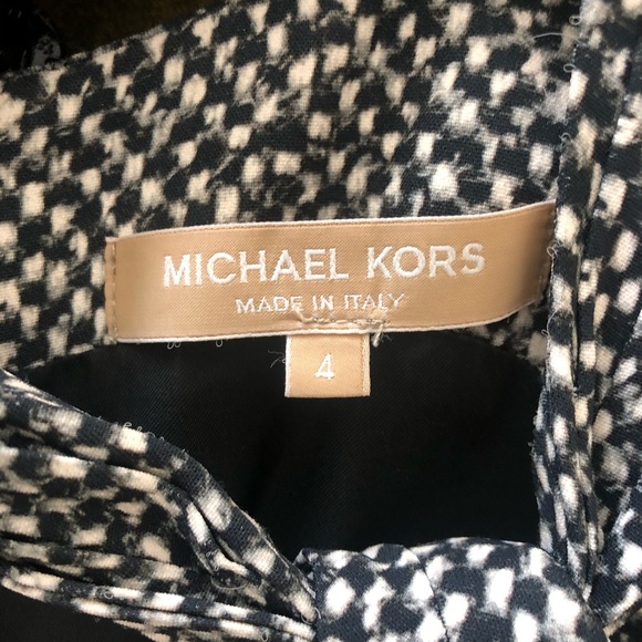 Micheal Kors dress - Picture 4 of 5